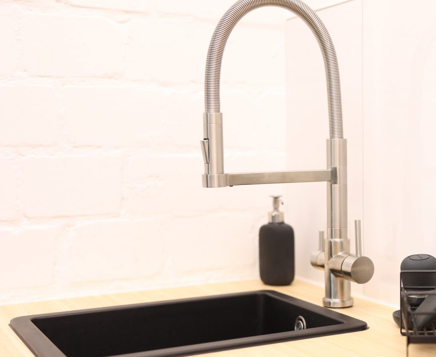 Untertischanlage Wasserhahn